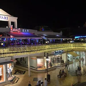 https://azahara-beach-405.tenerifehoteles.net
